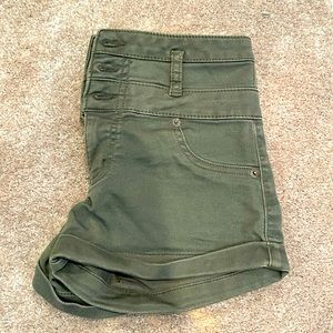 Mossimo green shorts